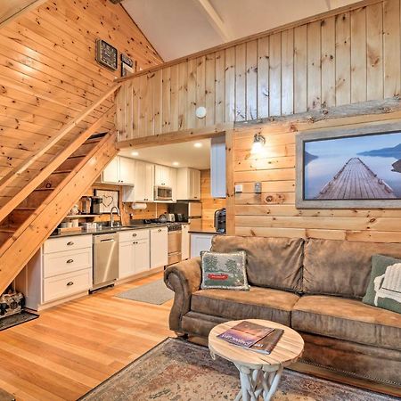 Pet-Friendly Adirondack Cabin With On-Site Lake Vila Saranac Lake Exterior foto