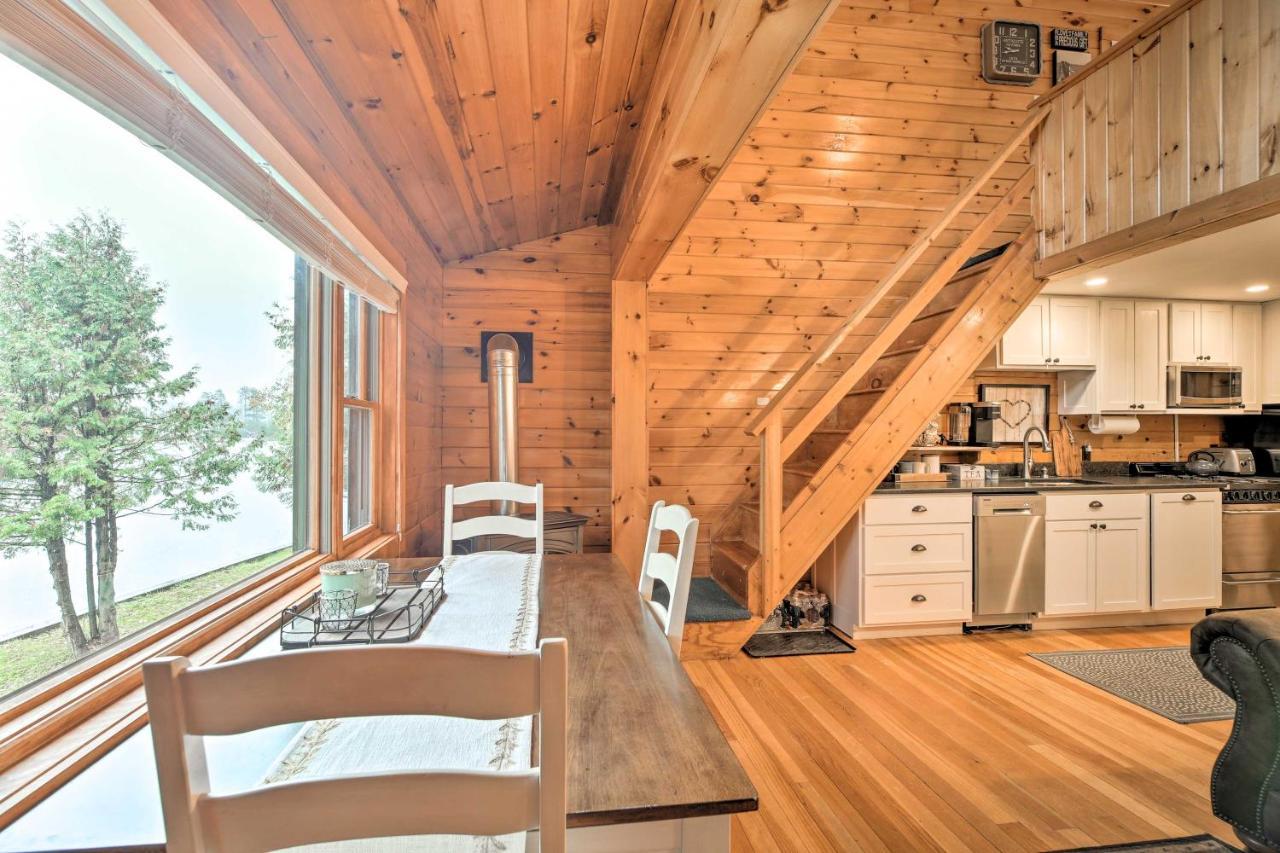 Pet-Friendly Adirondack Cabin With On-Site Lake Vila Saranac Lake Exterior foto